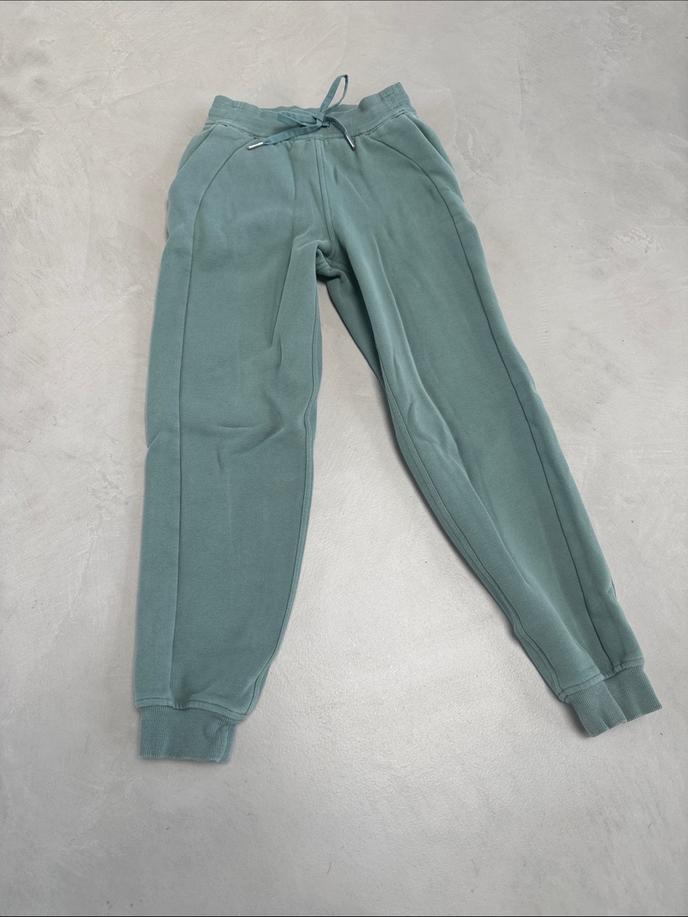 lululemon athletica women Sage Green Jogger Pants